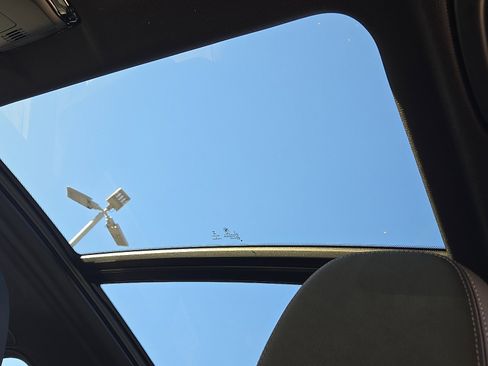 Used 2019 BMW X3 xDrive30i w/ Premium Package image 15