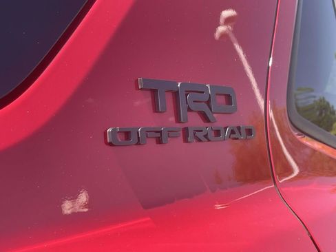 Used 2025 Toyota 4Runner TRD Off-Road image 9