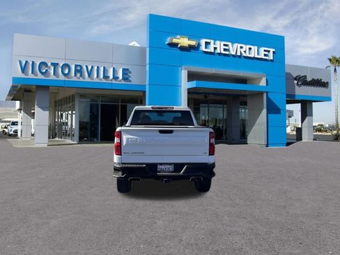 Used 2021 Chevrolet Silverado 1500 LT Trail Boss w/ Safety Package AWD/4WD image 6