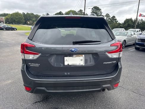 Used 2023 Subaru Forester Limited image 4