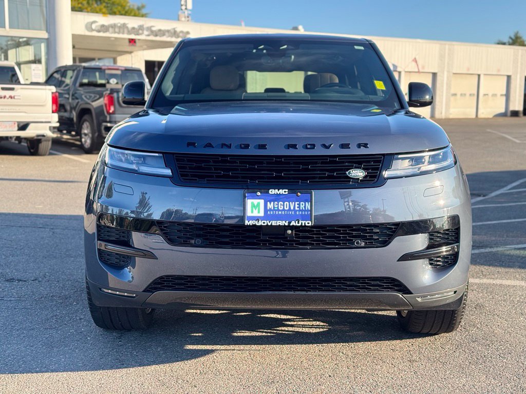 Used 2024 Land Rover Range Rover Sport SE AWD/4WD image 10