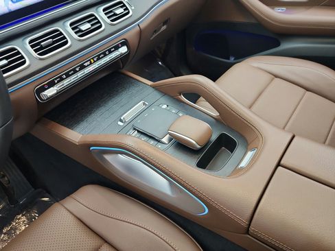 Certified 2024 Mercedes-Benz GLE 350 4MATIC image 11