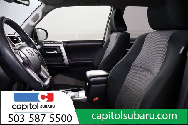 Used 2022 Toyota 4Runner SR5 AWD/4WD image 11