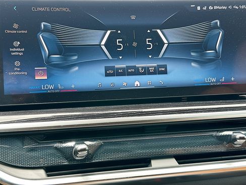 New 2026 BMW X5 sDrive40i RWD image 13