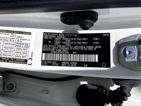 Used 2022 Toyota 4Runner SR5 Premium AWD/4WD image 20