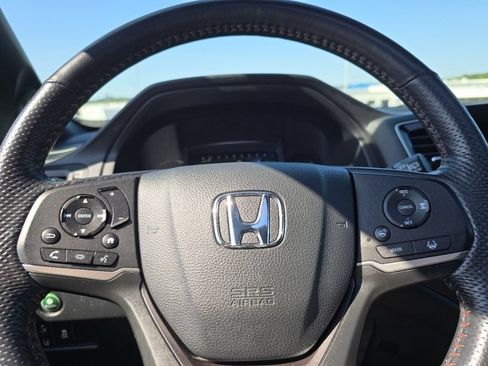 Used 2024 Honda Passport TrailSport image 34