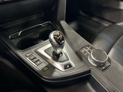 Used 2020 BMW M4 CS w/ Executive Package image 34
