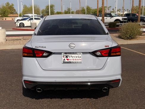 Certified 2025 Nissan Altima 2.5 SR FWD image 5