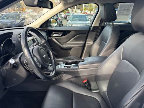 Used 2017 Jaguar F-PACE Premium AWD/4WD image 15