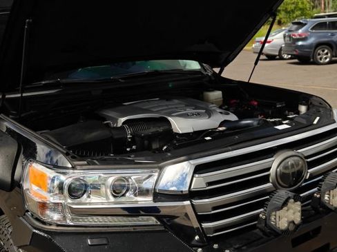 Used 2019 Toyota Land Cruiser AWD/4WD image 59