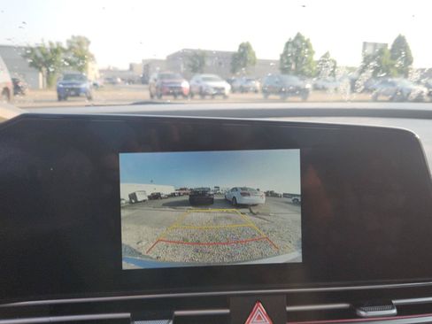 Used 2024 Hyundai Elantra SEL FWD image 17