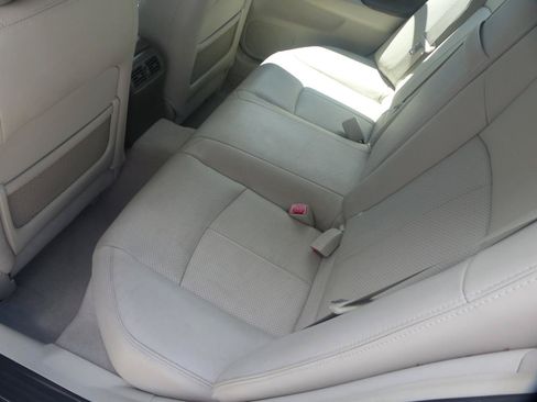 Used 2011 INFINITI G25 Journey RWD image 12