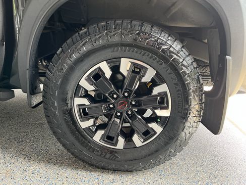 Used 2023 Nissan Frontier Pro-X w/ Technology Package RWD image 32