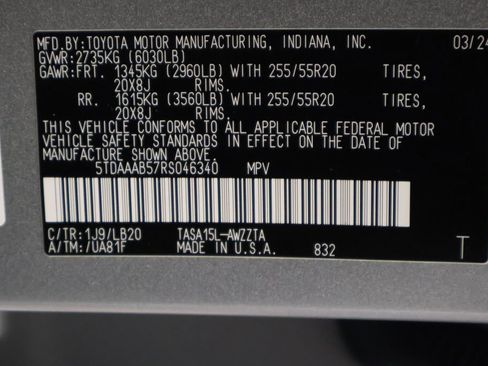 Certified 2024 Toyota Grand Highlander AWD image 16