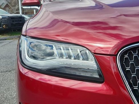 Used 2019 Lincoln MKZ Reserve w/ Reserve Plus Package AWD/4WD image 9