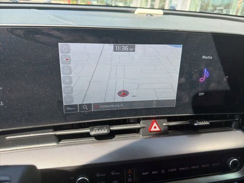 Used 2024 Kia Sportage SX image 21