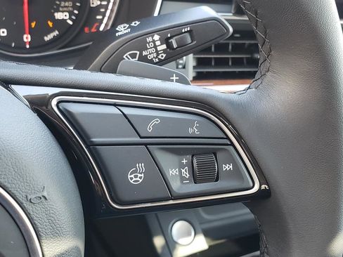 Used 2023 Audi A4 2.0T Premium w/ Convenience Package image 20