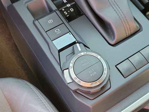 New 2025 Toyota Tacoma SR5 image 27