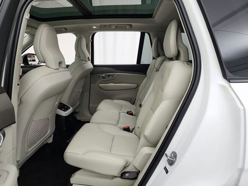 Used 2023 Volvo XC90 T8 Plus w/ Protection Package Premier AWD/4WD image 27
