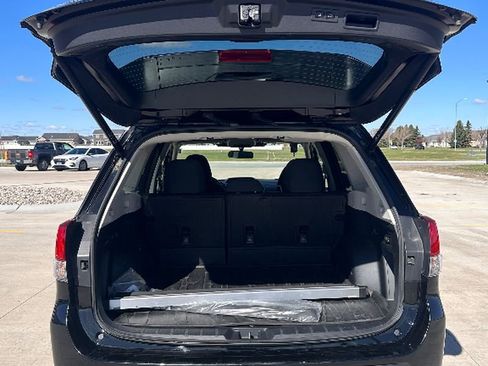 Used 2022 Subaru Forester Premium AWD/4WD image 7