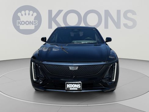 Used 2024 Cadillac Lyriq Sport AWD/4WD image 11