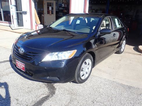 Used 2007 Toyota Camry CE FWD image 2