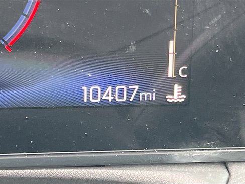 Used 2025 Chevrolet TrailBlazer RS w/ Convenience Package image 12