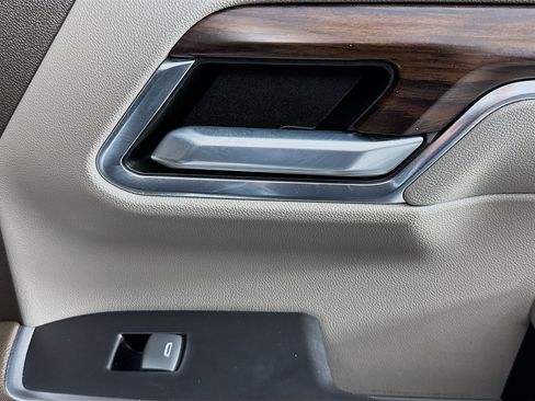 Used 2022 GMC Sierra 1500 SLT image 30