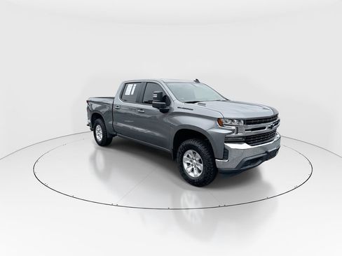 Used 2021 Chevrolet Silverado 1500 LT w/ LPO, Dark Essentials Package RWD image 2