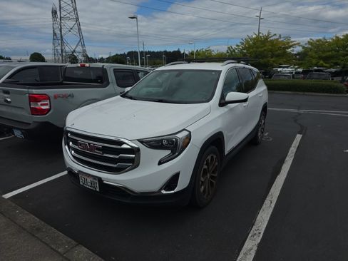Used 2019 GMC Terrain SLT AWD/4WD image 1