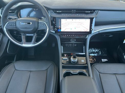 New 2026 Jeep Grand Cherokee L Limited AWD/4WD image 13