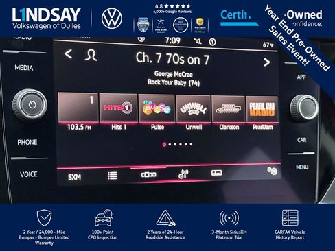 Certified 2022 Volkswagen Taos SEL w/ Panoramic Sunroof Package image 18