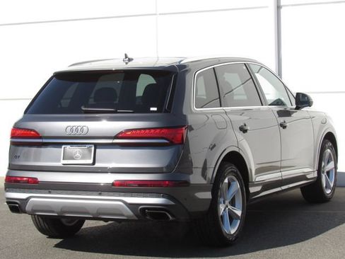 Used 2025 Audi Q7 3.0T Premium w/ Convenience Package AWD/4WD image 6
