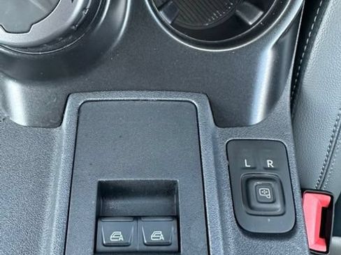 Used 2023 Ford Bronco Outer Banks AWD/4WD image 35