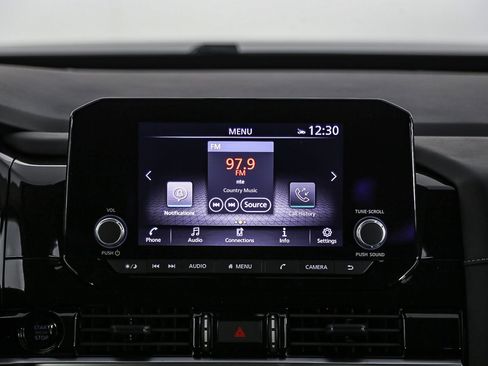 Certified 2025 Nissan Pathfinder SV image 16