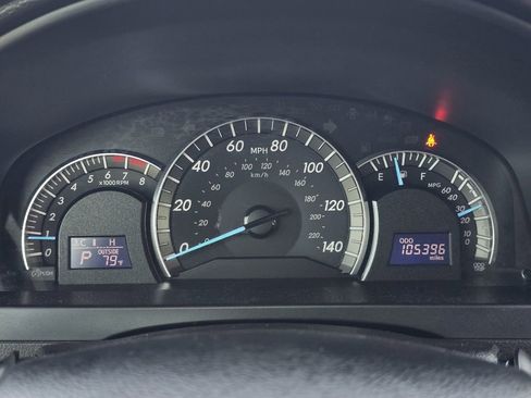 Used 2013 Toyota Camry SE FWD image 18