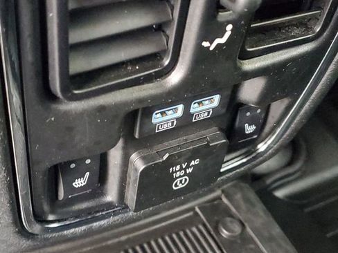 Used 2018 Jeep Grand Cherokee Limited w/ Luxury Group II image 12