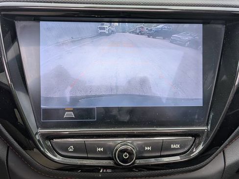 Used 2022 Chevrolet TrailBlazer RS w/ Sun and Liftgate Package AWD/4WD image 23