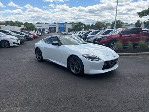 Used 2024 Nissan Z Sport w/ Floor Mat Package RWD image 19