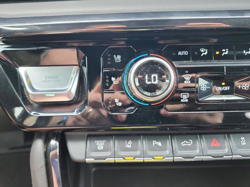 Certified 2024 GMC Sierra 2500 AT4X image 22