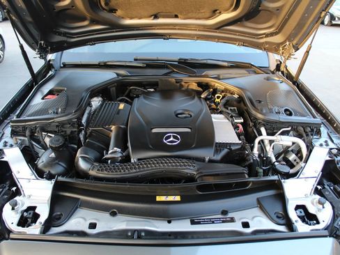 Used 2017 Mercedes-Benz E 300 image 36