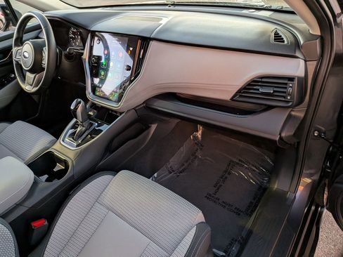 Used 2025 Subaru Outback Premium image 35