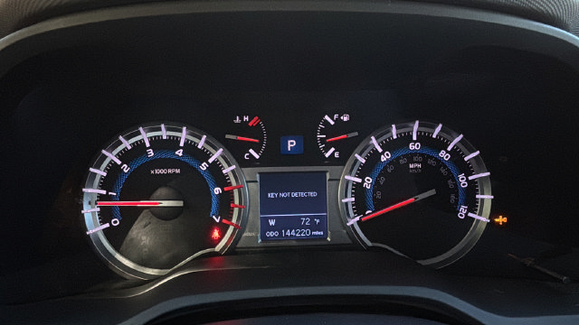 Used 2016 Toyota 4Runner Limited AWD/4WD image 13