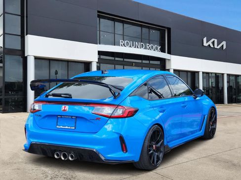 Used 2024 Honda Civic Type R image 6