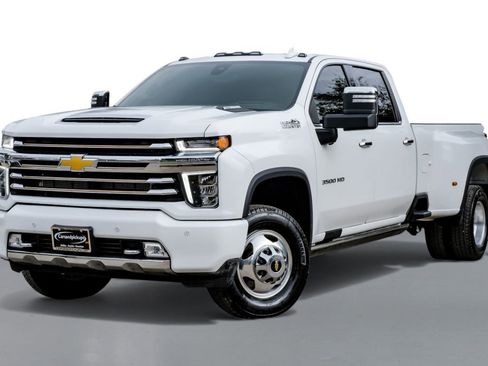 Used 2022 Chevrolet Silverado 3500 High Country image 4