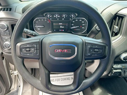 Used 2021 GMC Sierra 2500 4x4 Crew Cab w/ Convenience Package image 30