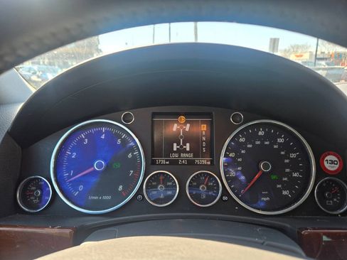 Used 2005 Volkswagen Touareg V6 AWD/4WD image 57