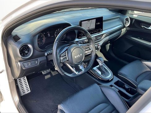 Used 2023 Kia Forte GT-Line w/ GT-Line Premium Package image 21