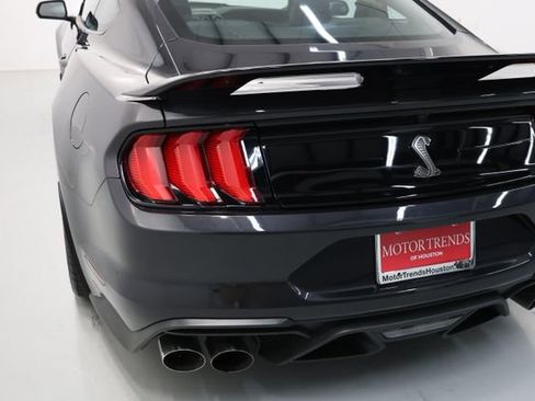 Used 2022 Ford Mustang Shelby GT500 w/ Technology Package image 70