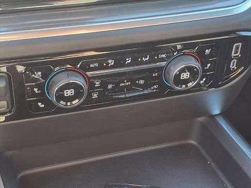 New 2026 Chevrolet Silverado 3500 High Country w/ Technology Package image 15